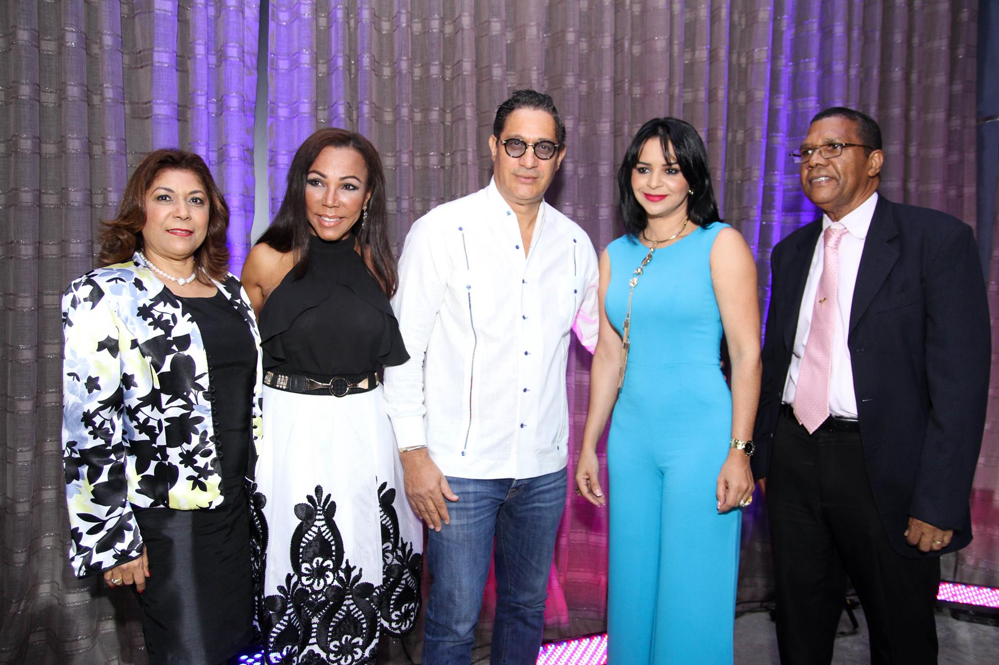 Fior Ranucoli, Magali Febles, Tony Boga y Melkis Diaz y el Dr. Santana