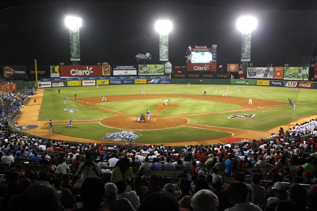 leones-vencen-a-tigres-y-empatan-en-la-final-del-beisbol-dominicano