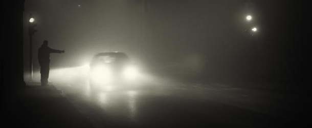 Video de fantasma que persigue a un hombre hasta el interior de un taxi