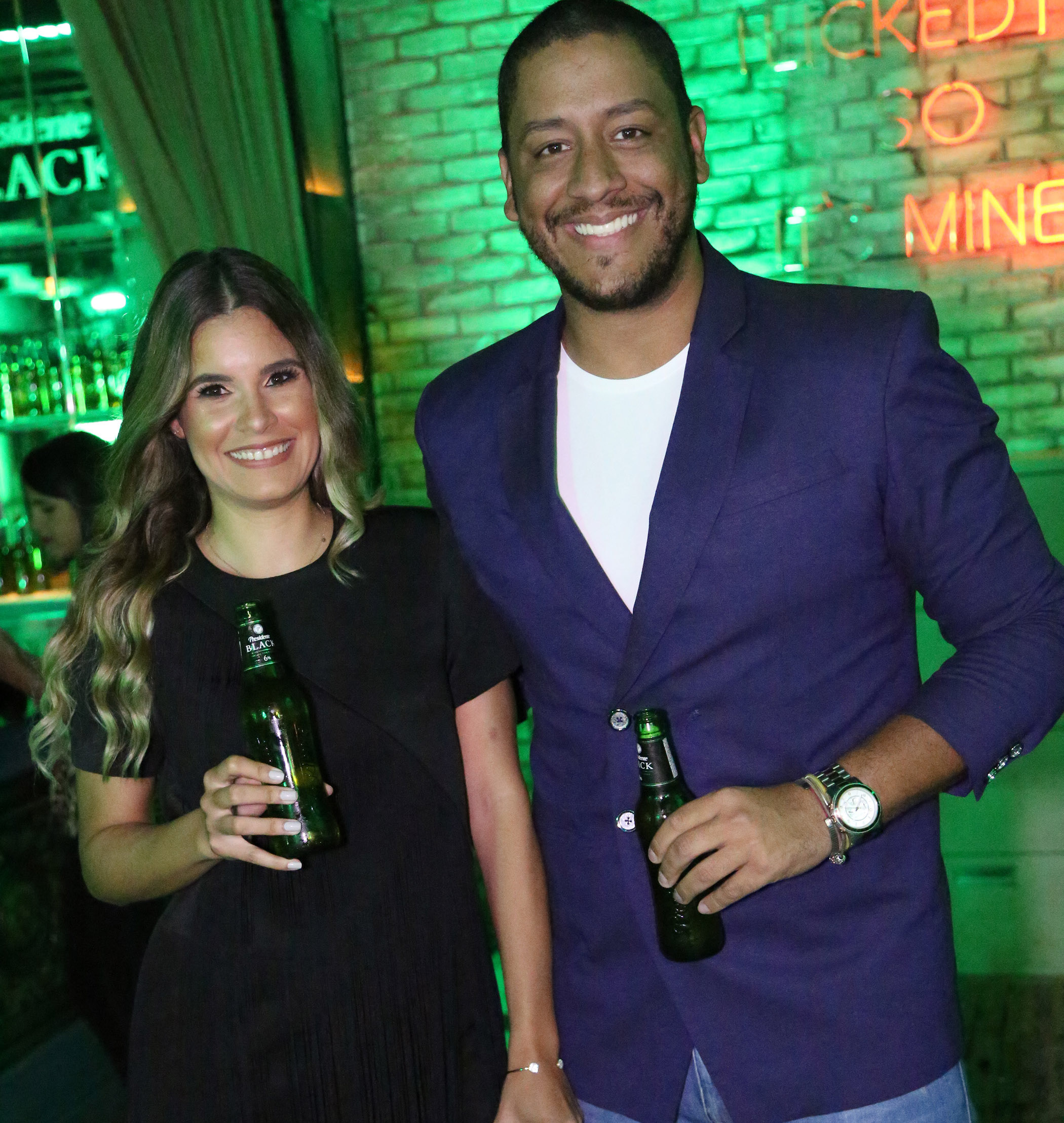 Presidente Black presenta su plataforma de entretenimiento para las noches