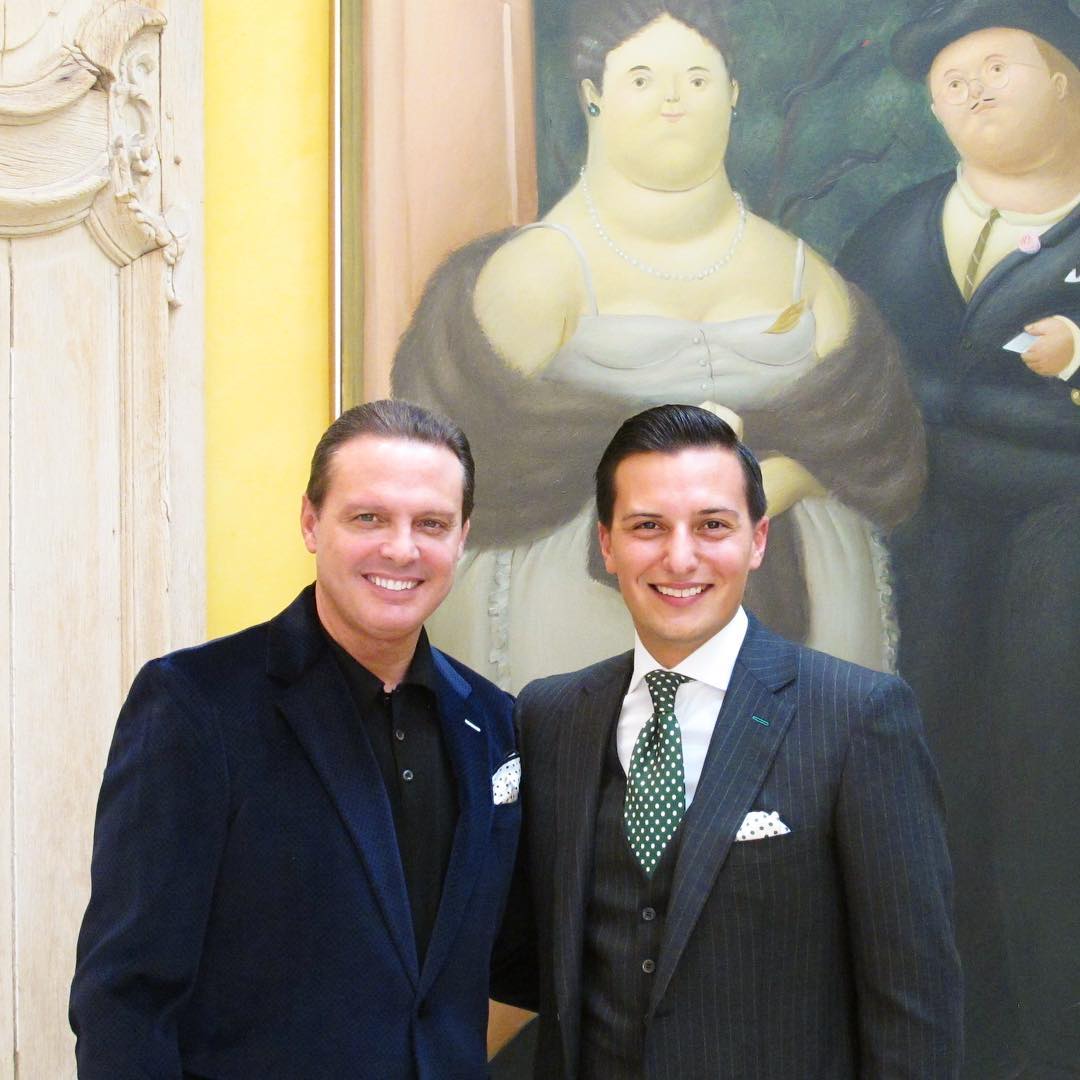 Luis Miguel luce un nuevo rostro