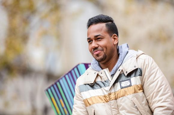 Romeo Santos firma un acuerdo global con Universal Music