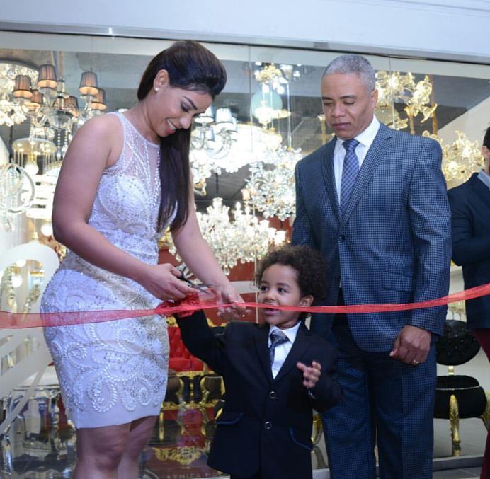 Betty Gerónimo inaugura tienda de lámparas y decoración en Santo Domingo