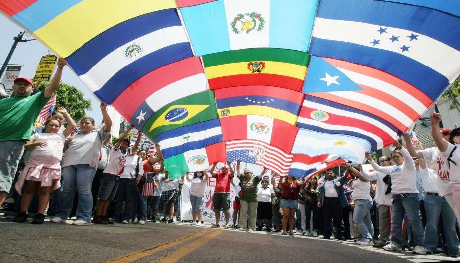 5 datos económicos que te deberían de importar si eres latino y vives en EU