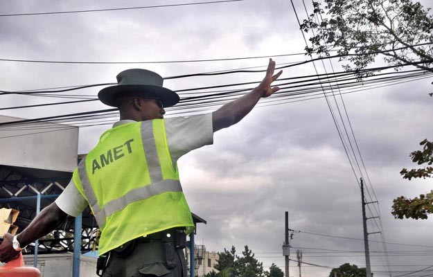 Sancionarán militares enfrenten a los AMET