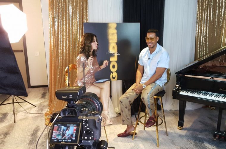 Romeo Santos revela a Dafne Guzmán quién es su “Héroe Favorito”