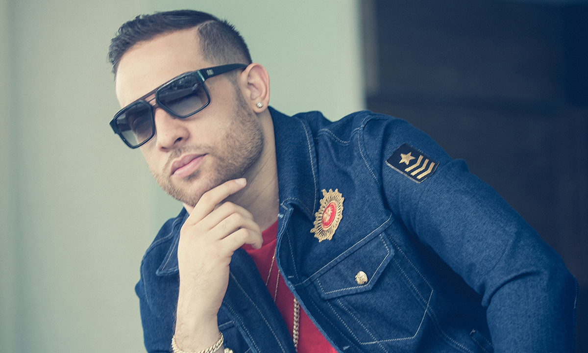 Mark B saca la cara por el mambo colocándolo #21 en Billboard