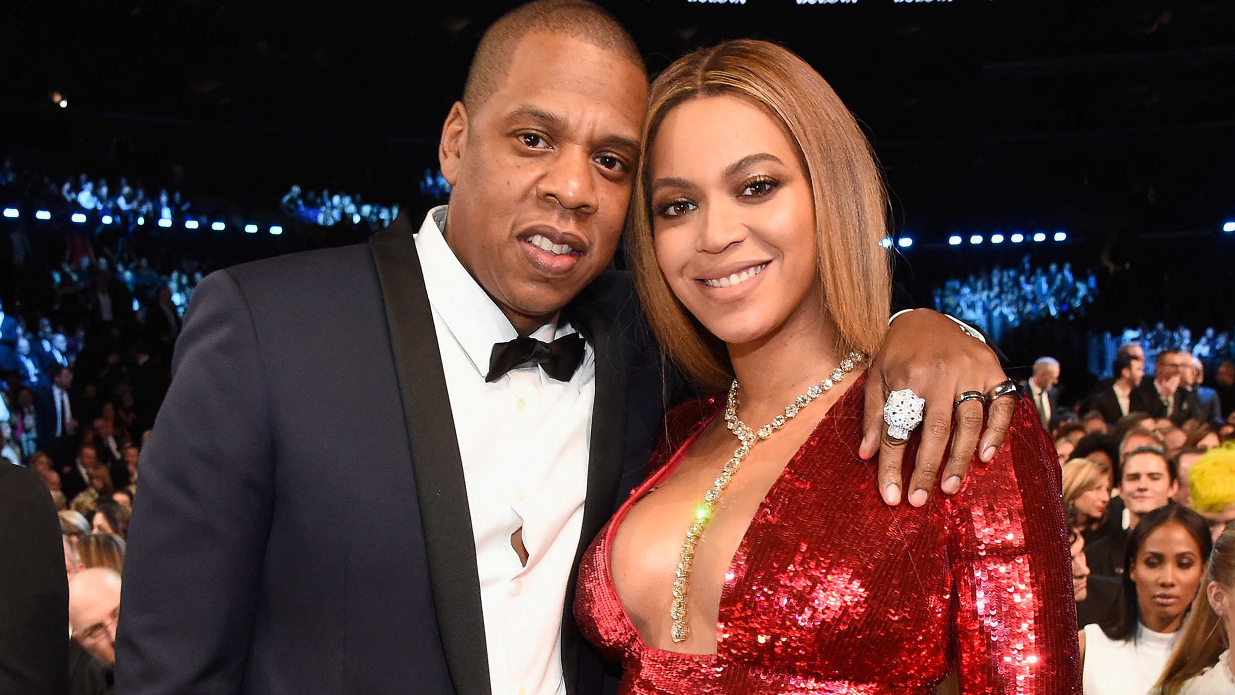Jay Z le canta "Cumpleaños Feliz" a Beyonce en pleno concierto
