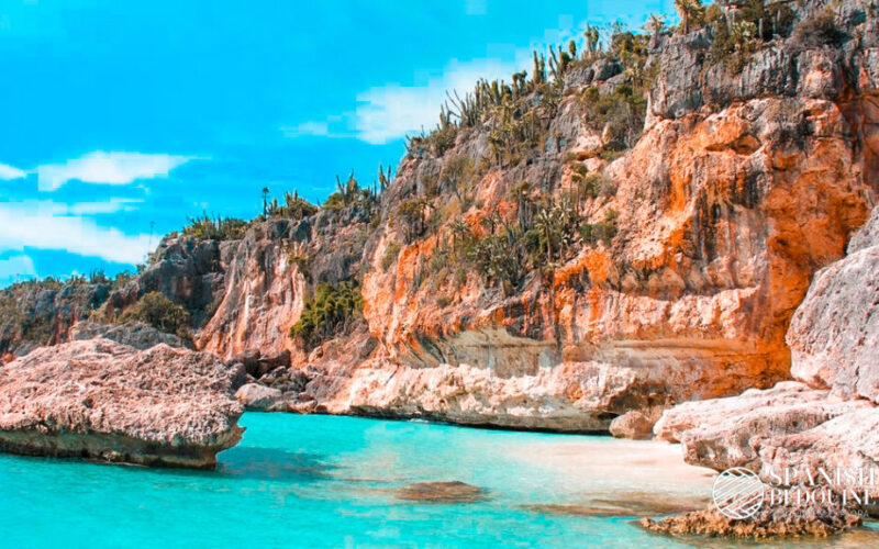 Bahía de las Águilas: Cómo Llegar, Qué Llevar y Cuánto Cuesta 2026