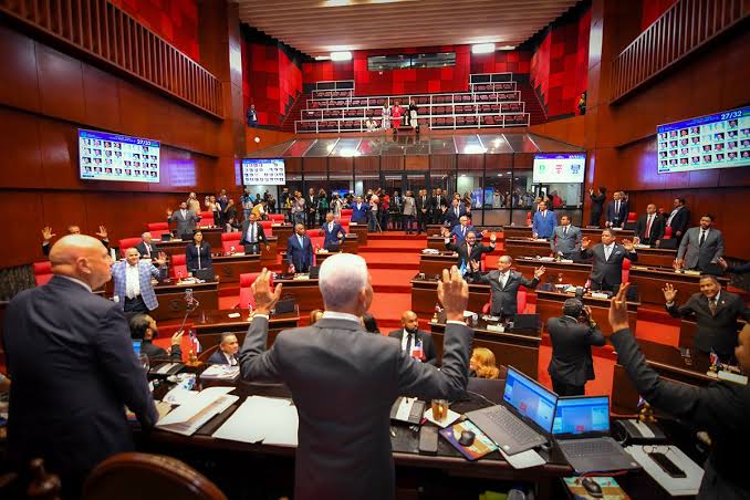 Ley 30-26: Qué Cambia en tu Bolsillo con la Reforma Fiscal en República Dominicana