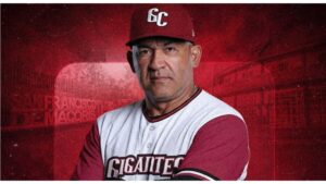 Miguel Cairo dirigente de los Gigantes del Cibao en LIDOM