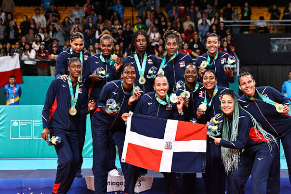 Reinas del Caribe debutan hoy vs Costa Rica